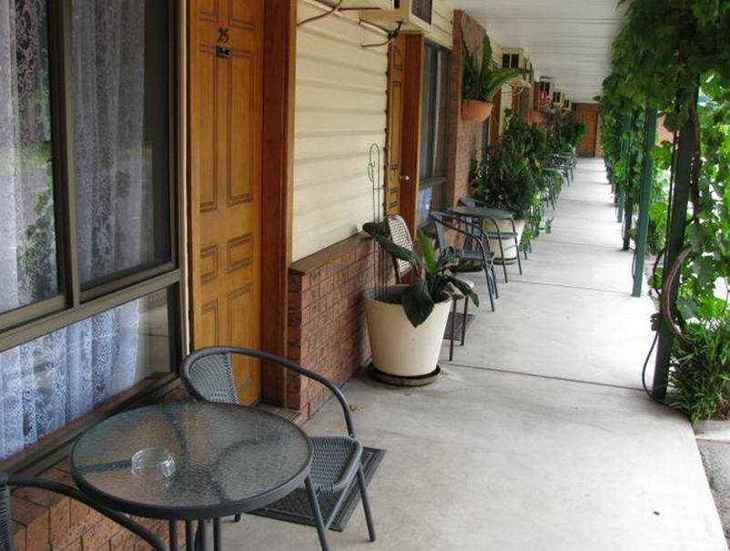 The Wayfarer Motel Muswellbrook Exterior foto